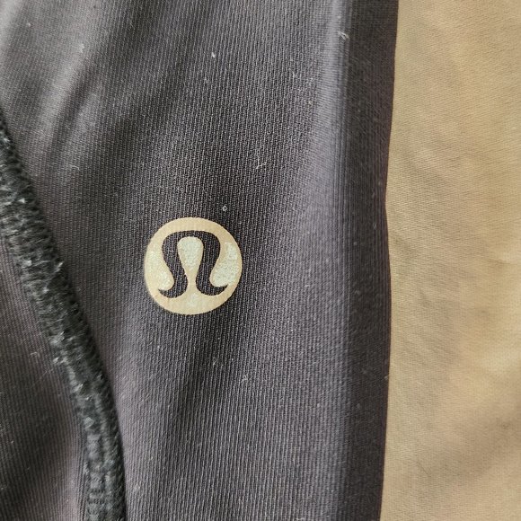 Lululemon Crop Legging Black Size 4 - Picture 2 of 4